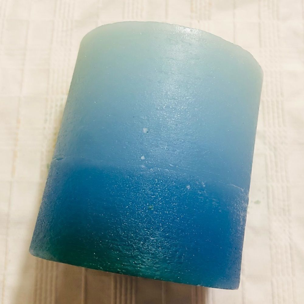 Handcrafted Timber Scented Candle (Blue)‎ - Picture 11 of 12